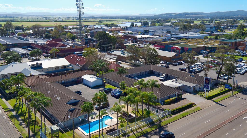 Colonial Terrace Motor Inn Raymond Terrace Ngoại thất bức ảnh