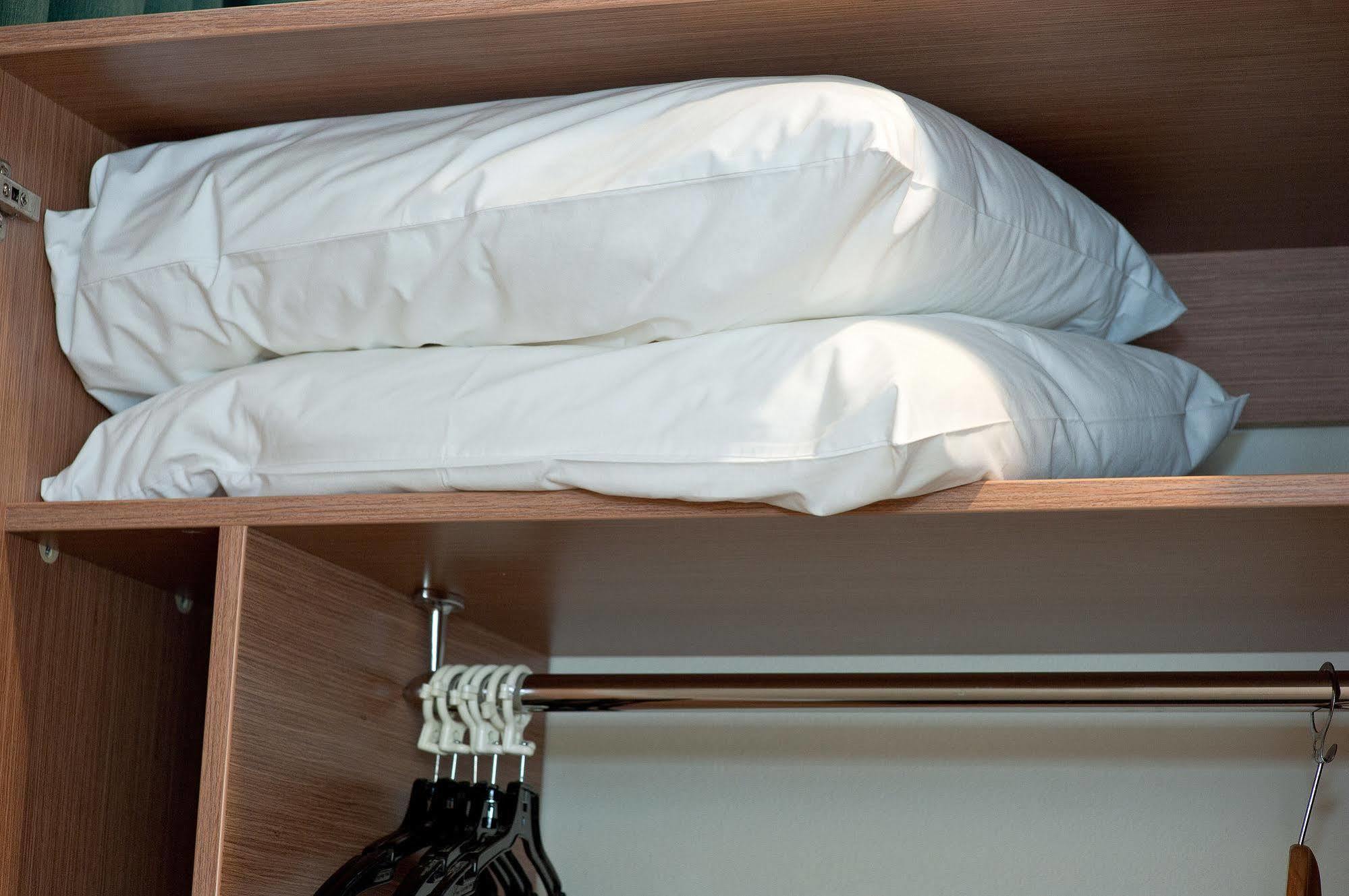 Colonial Terrace Motor Inn Raymond Terrace Ngoại thất bức ảnh
